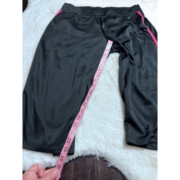 Nike dri fit black with hot pink stripe capri pants women size XL - Picture 5 of 5